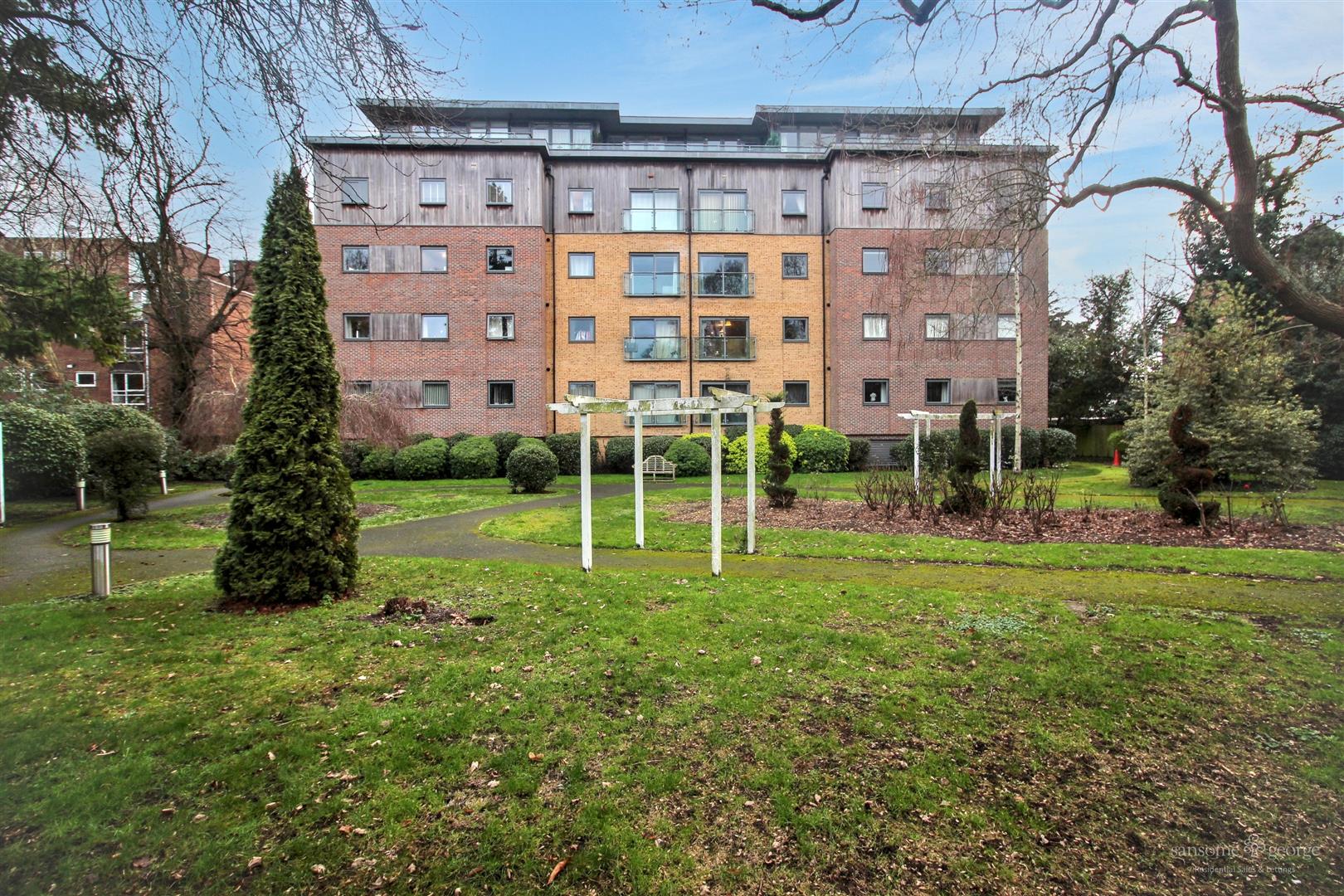 2 bed property in Southcote Lane, Reading